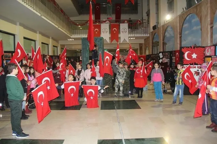 Ümraniye Fatih İmam Hatip Ortaokulu'ndan anlamlı 15 Temmuz programı - 3