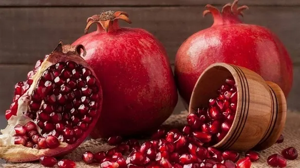 Hepimiz kavuğunu çöpe atıyoruz! En çok karşılaşılan hastalıkları bir bir yok ediyor! 5 Dakika sıcak suda demlemeniz yeterli…