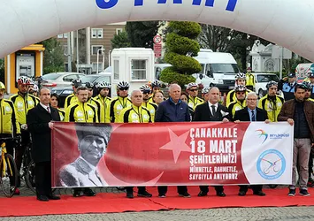 Bisikletçiler şehitlere saygı turu