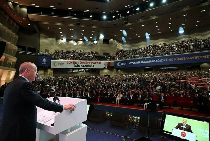 Fransız L’Express dergisinden ’U dönüşü’! Başkan Recep Tayyip Erdoğan’ı 2. turun favorisi gösterdiler