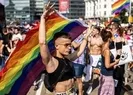 LGBT terörü sonlansın diye 150 bin ıslak imza...
