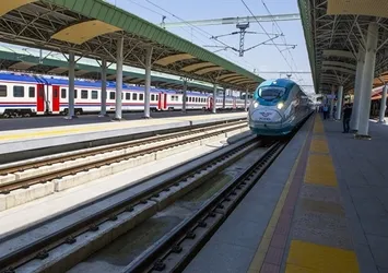 İstanbul'dan Tahran'a tren hattı geliyor