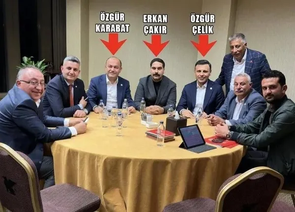 CHP’de delege borsasının perde arkası ortaya çıktı! Değişimciler hangi il başkanlarına para saçtı?