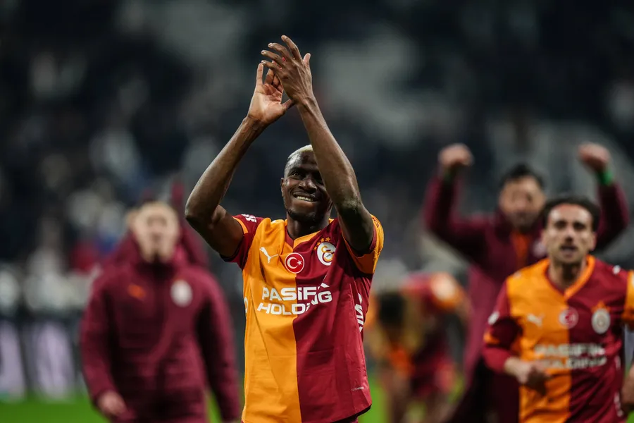 devler-liginde-nefesler-tutuldu-aslan-ingiliz-devini-gozune-kesti-iste-tum-notlar-1773080187071.jpg Devler Ligi'nde nefesler tutuldu! Aslan İngiliz devini gözüne kesti! İşte tüm notlar... - 12