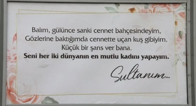 Aşkını ilanla duyuran kişi merak konusu oldu - 1