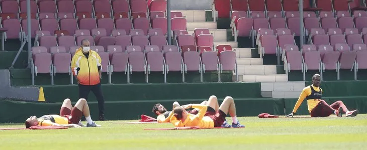 Galatasaray'da Fatih Terim gelişmesi! Haftalar sonra ilk kez sahaya indi
