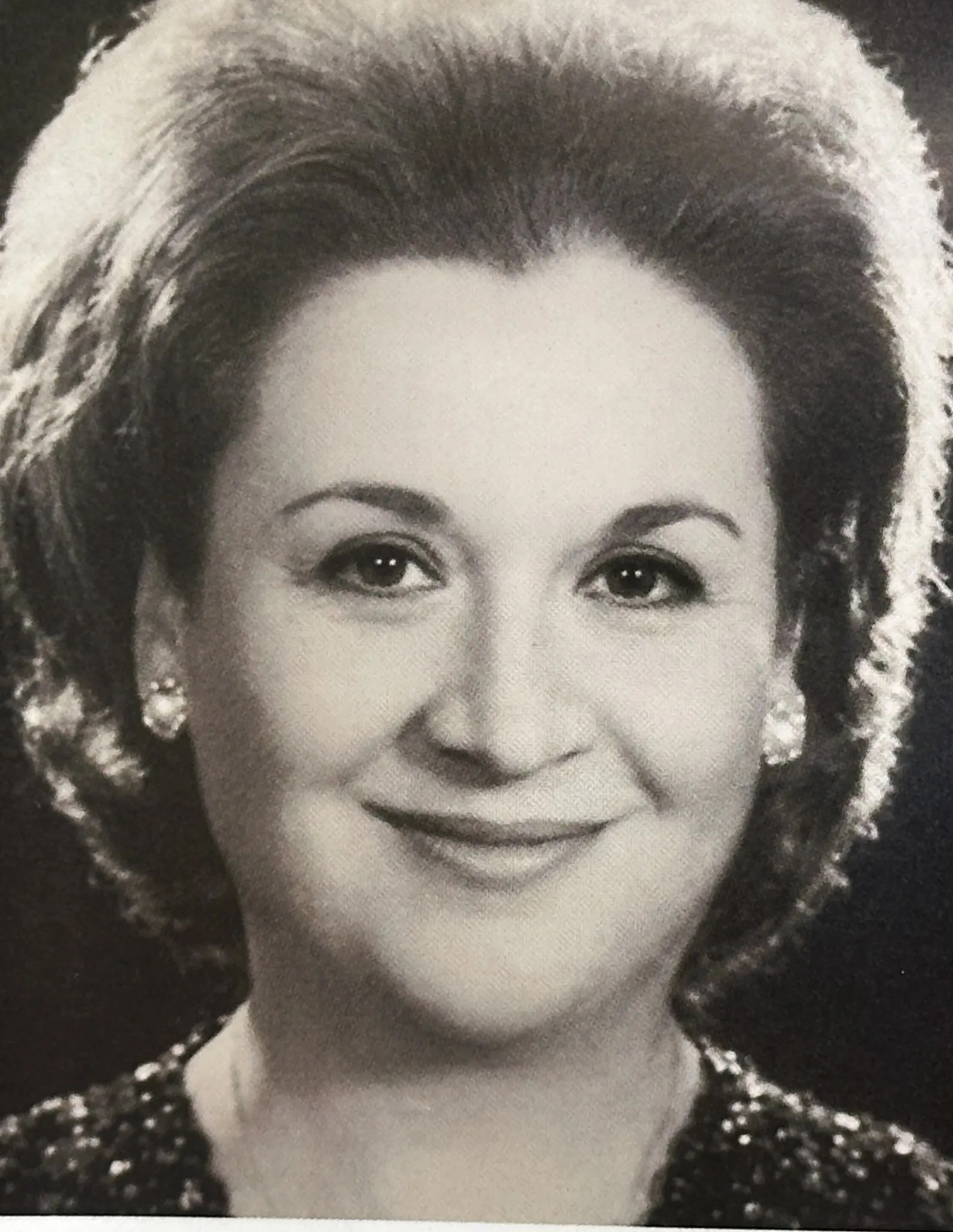 Sesiyle gönüllere dokunmuştu... Seha Okuş son yolculuğuna uğurlandı