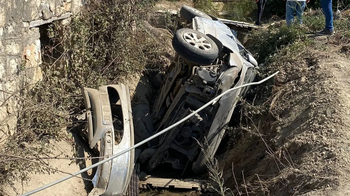 Yeni nişanlı çifti ölüm ayırdı! Önce elektrik çarptı ardından trafik kazası geçirdiler