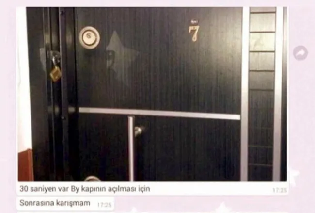 Cani sevgili bıçakla kapıya dayandı: Açmak için 30 saniyen var - 1
