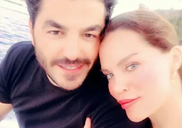 Ebru Şallı'ya 'tatlı' sürpriz