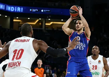 Euroleague’de rekor kıran Shane Larkin kimdir? Shane Larkin nereli?