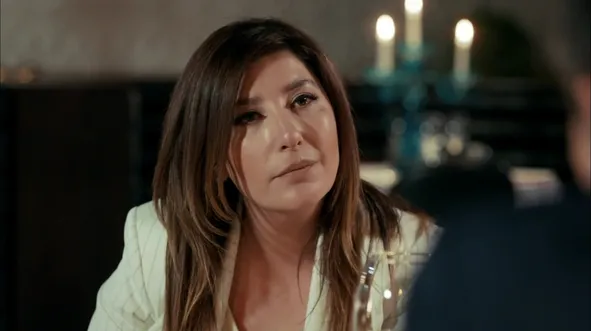 Yasemin, arkadaşlarıyla yüzleşiyor!