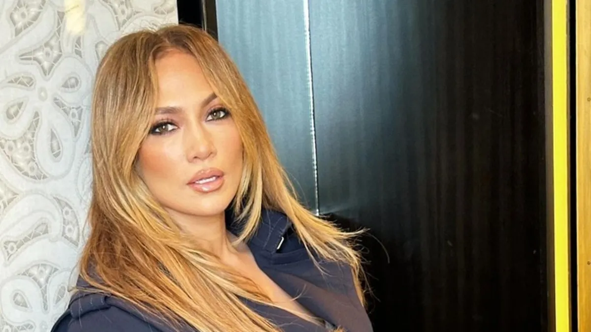 Jennifer Lopez'den İstanbul'daki hayranlarına mesaj var!