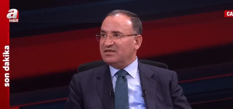 Adalet Bakanı Bekir Bozdağ “FETÖ'nün belini kıran" tarihi gelişmeyi açıkladı! "FETÖ'ye terörist diyen ilk isim Tayyip Bey'dir"