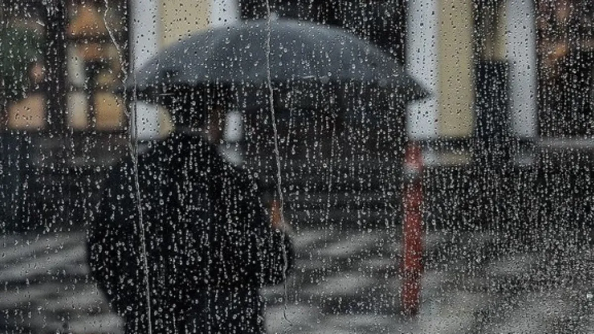 Megakentte sağanak etkisi! Vatandaşlar zor anlar yaşadı