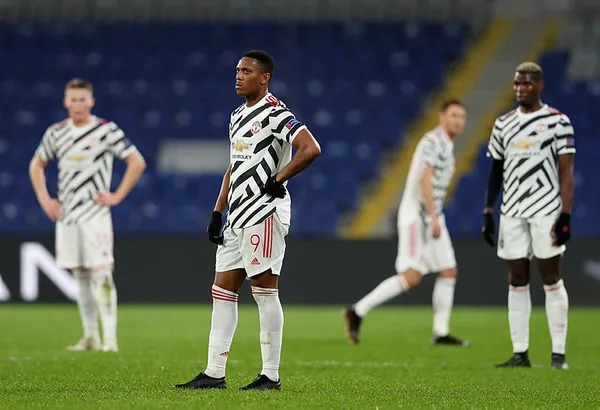 Başakşehir Şampiyonlar Ligi'nde Manchester United 2-1 mağlup etti - 6