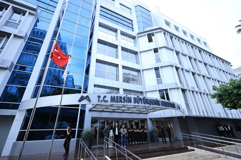 Belediyede ihale trafiği: 314 dosya incelendi, Vahap Seçer’e uzanan tespitler dosyaya girdi (Foto: AA)
