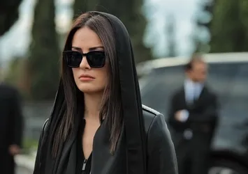 Oyuncu İrem Sak'ın babası hayatını kaybetti