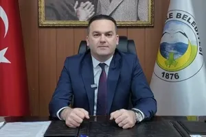 CHPli başkandan 16 yaşındaki kıza taciz!