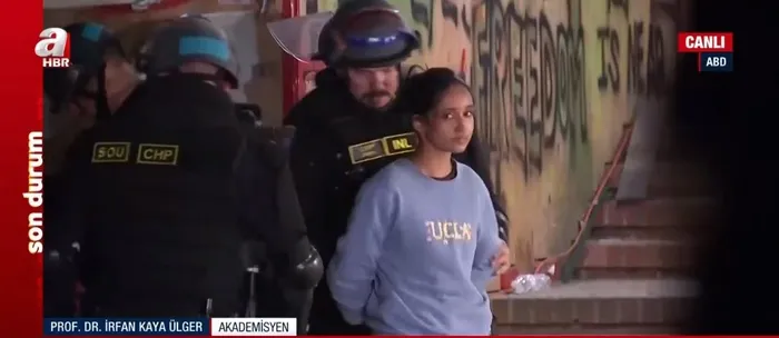 abdde-gazze-eylemine-polis-mudahalesi-ogrencilere-ters-kelepce-ve-plastik-mermi-gozaltina-alindilar-1714654026727.jpg ABD'de Gazze eylemine polis müdahalesi! Öğrencilere ters kelepçe ve plastik mermi! Tutuklananların sayısı 2 binin üzerine çıktı - 8