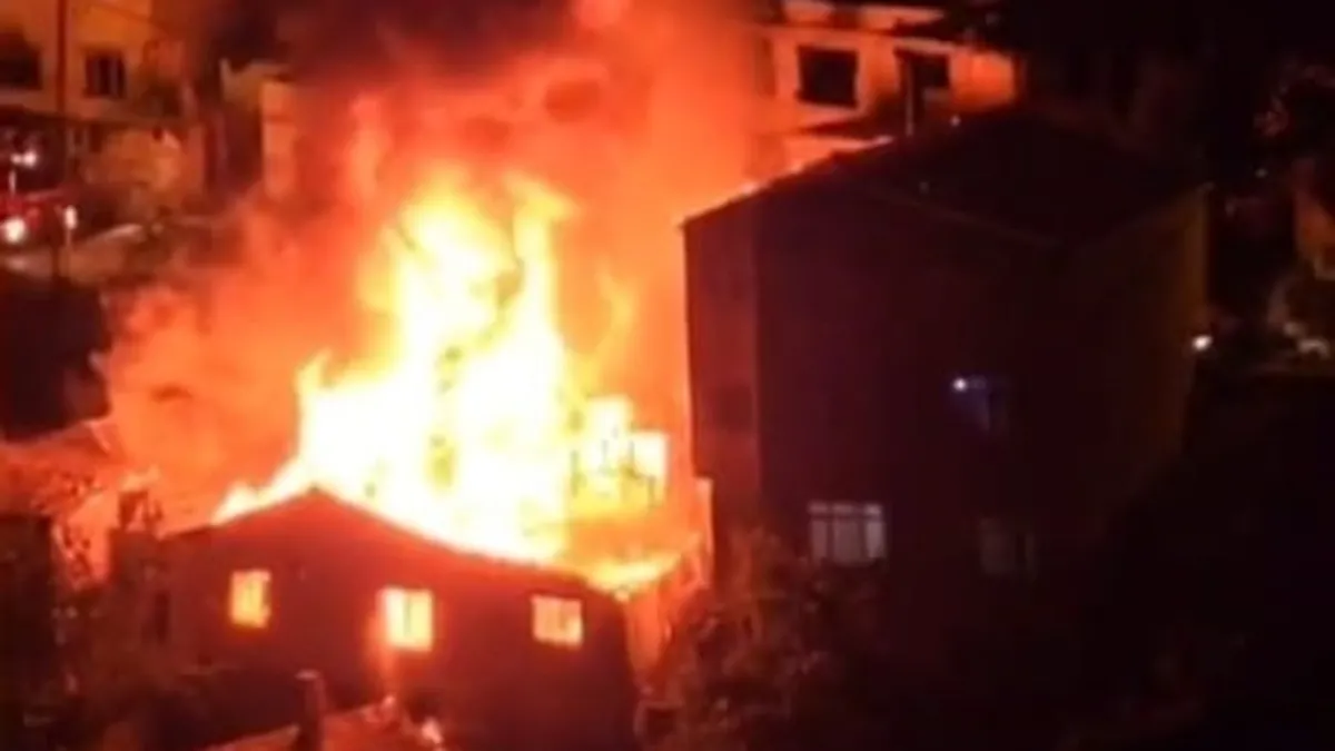 Gaziosmanpaşa’da patlayan buzdolabı evi kül etti