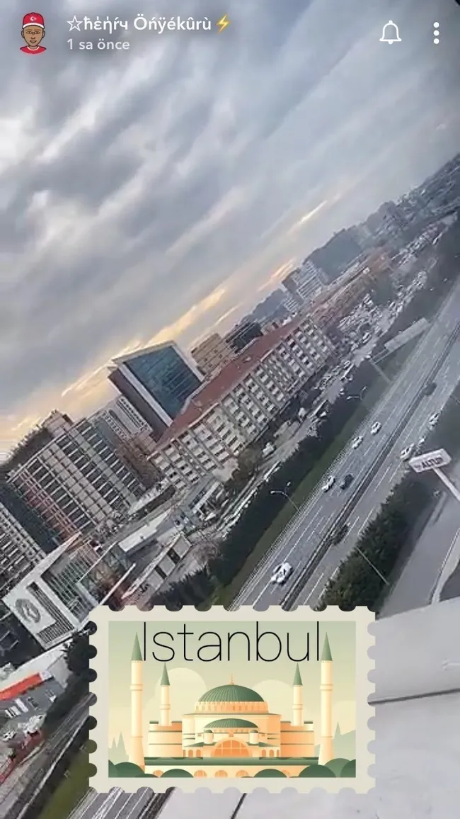 Galatasaray'ın yeni transferi İstanbul'da... |Son dakika transfer haberleri - 1