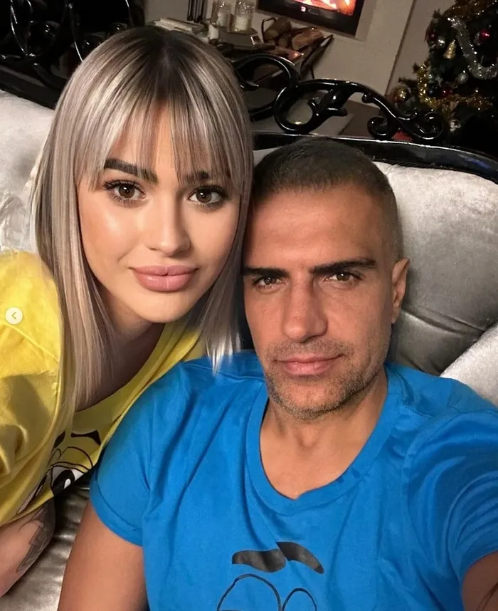 berdan-mardini-evlendi-mi-evlilik-aciklamasi-gundem-oldu-15-yas-kucuk-sevgilisi-1712298052231.jpg Berdan Mardini evlendi mi? Evlilik açıklaması gündem oldu! 15 yaş küçük sevgilisi...