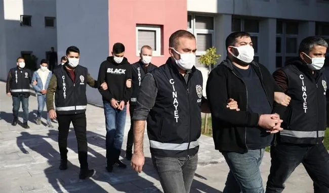 Adana’da 'dul erkek' kavgası! Eşinin gözleri önünde öldürüldü - 5