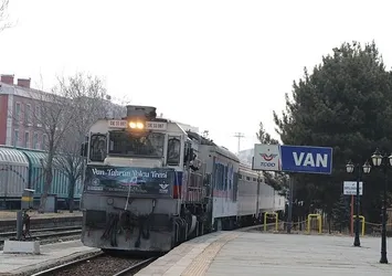 5 yıl aradan sonra ilk sefer! Van-Tahran birbirine yeniden bağlandı