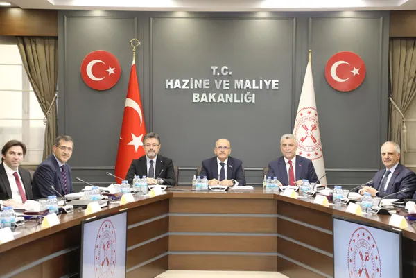 Hazine ve Maliye Bakanı Mehmet Şimşek açıkladı: Türkiye’ye inanılmaz bir ilgi var
