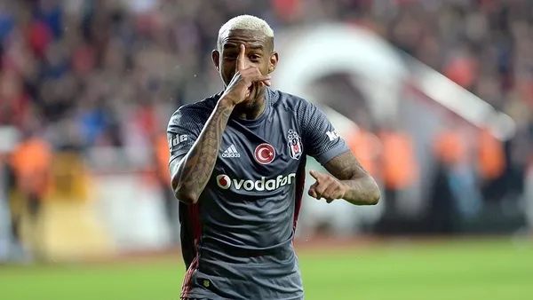 Talisca'dan heyecanlandıran Kartal paylaşımı - 1