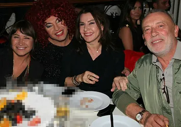 Demet Akbağ'ın eşi trafik kazası geçirdi!