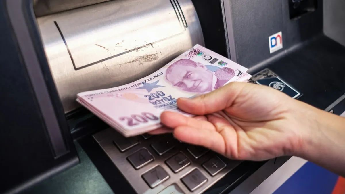 Emekliye enflasyon zammı! 2026'da en düşük SSK ve Bağ-Kur maaşı ne kadar olacak?