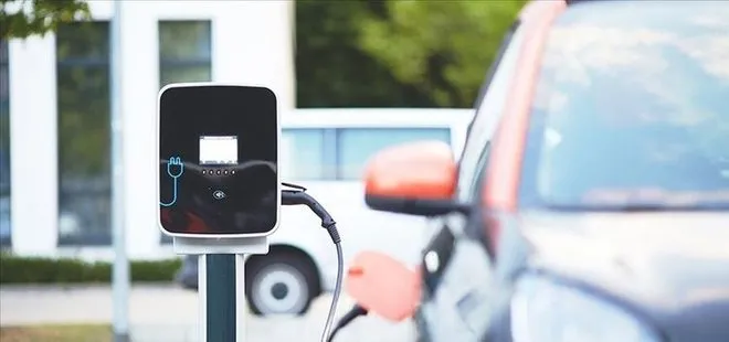 İsveçli otomobil devinden flaş karar! 2030 itibarıyla tamamen elektrikli araç üretimine geçecek