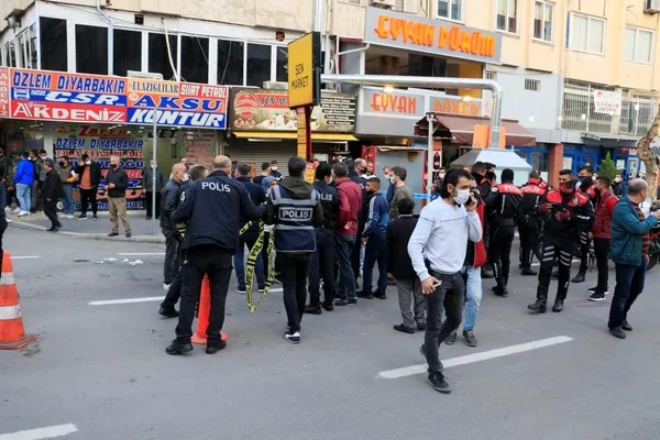 Husumetlisiyle tartıştı etrafa kurşun yağdırdı! Adana'da dehşete düşüren görüntüler - 3