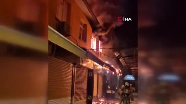 İzmir’de Tarihi Kemeraltı Çarşısı’nda yangın!