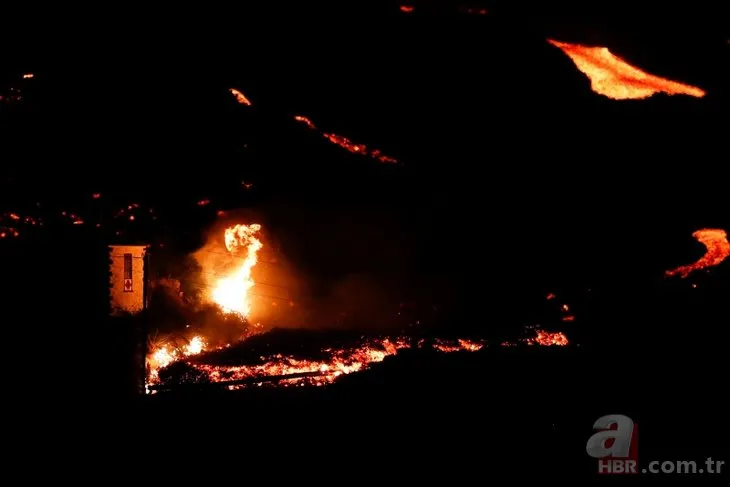 La Palma’da yanardağ lavları nehre döndü! 1 ayda 1835 bina kül oldu