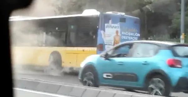 İstanbul’da bir İETT klasiği! Yolcuların olmaması faciayı önledi