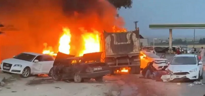 Hatay'da feci kaza! Kontrolden çıkan kamyon asker uğurlayan kalabalığın arasına daldı! Çok sayıda ölü ve yaralı var...