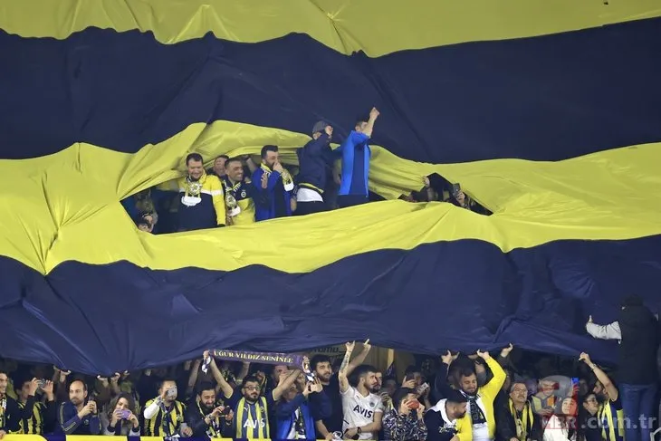 Fenerbahçe - Galatasaray derbisinden ilginç görüntüler