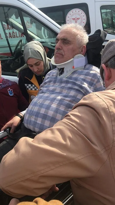 sakaryada-feci-kaza-ak-parti-sakarya-milletvekili-ali-inci-yaralandi-1708872630366.jpeg Sakarya'da feci kaza! AK Parti Sakarya Milletvekili Ali İnci yaralandı - 2