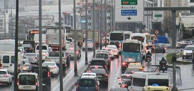 Son dakika: İstanbul’da trafik yoğunluğu yüzde 71’e ulaştı