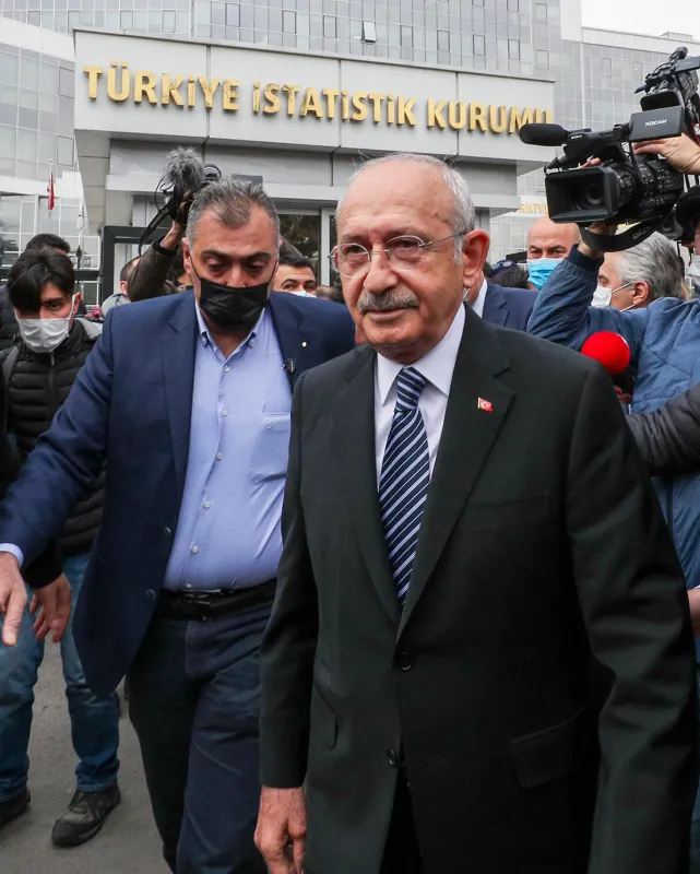 Son dakika: TÜİK'in kapısına randevusuz dayanan CHP Genel Başkanı Kemal Kılıçdaroğlu'na sert tepki - 4