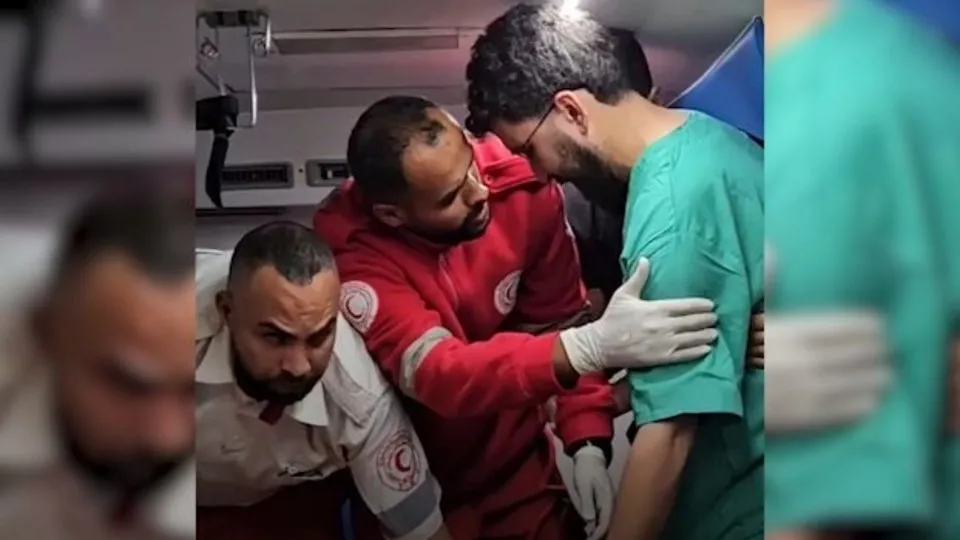 Gazze’de 565. gün! Filistinli doktor ailesinin cansız bedenleriyle karşılaştı