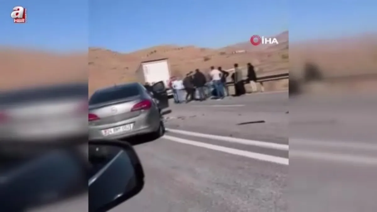 Siirt'te otomobiller çarpıştı: 4 yaralı