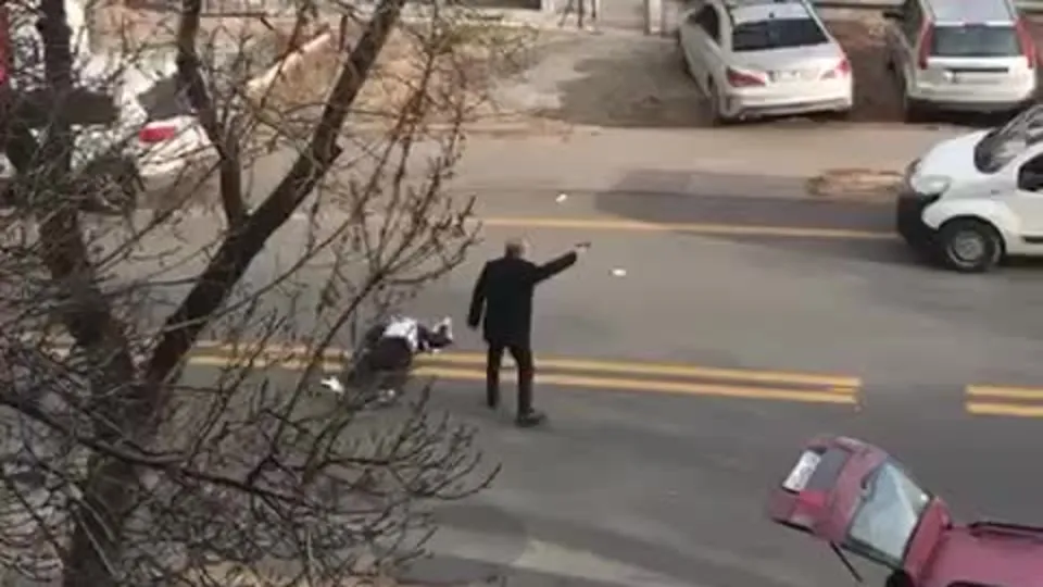 Ankara Çankaya’da kan donduran olay! Boşandığı eski eşini silahla vurdu başında ölmesini bekledi