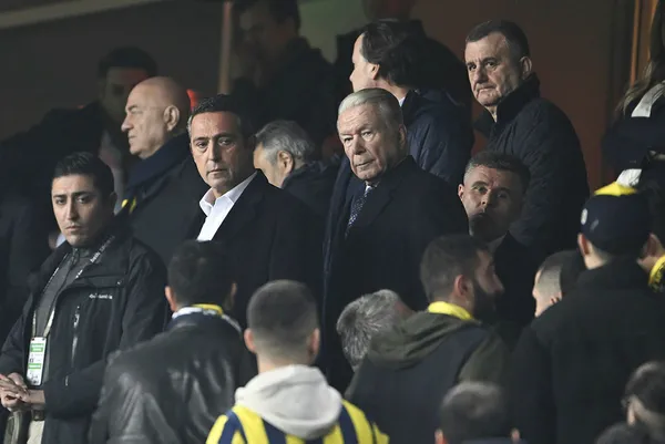 Galatasaray’a farklı mağlup olan Fenerbahçe’de teknik direktör Jorge Jesus konuştu: Galatasaray çok sakindi