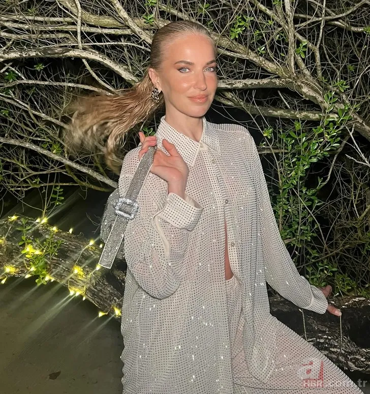 Meğer bu yüzden sessiz kalmış! Burcu Esmersoy uzun bir aradan sonra paylaştı 3