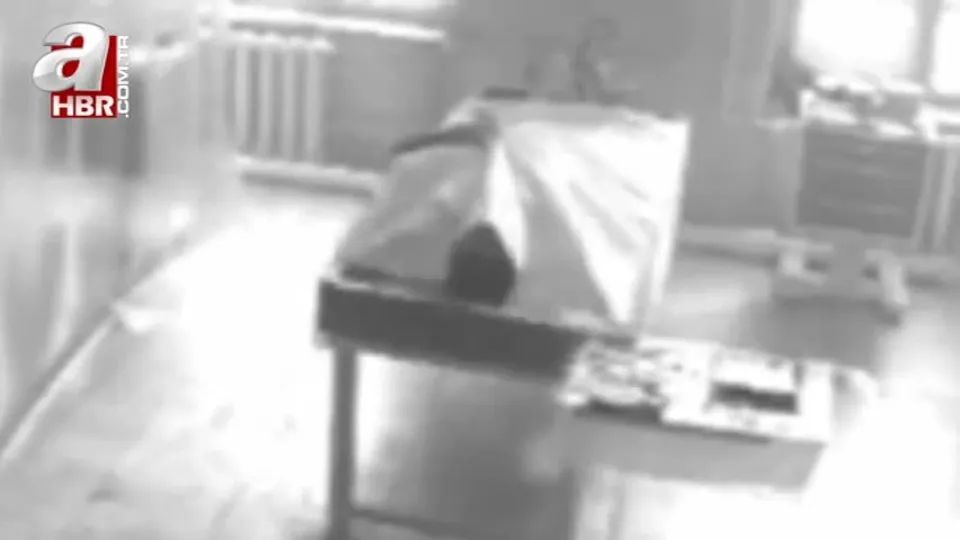 Morgda canlanan adam kamerada!