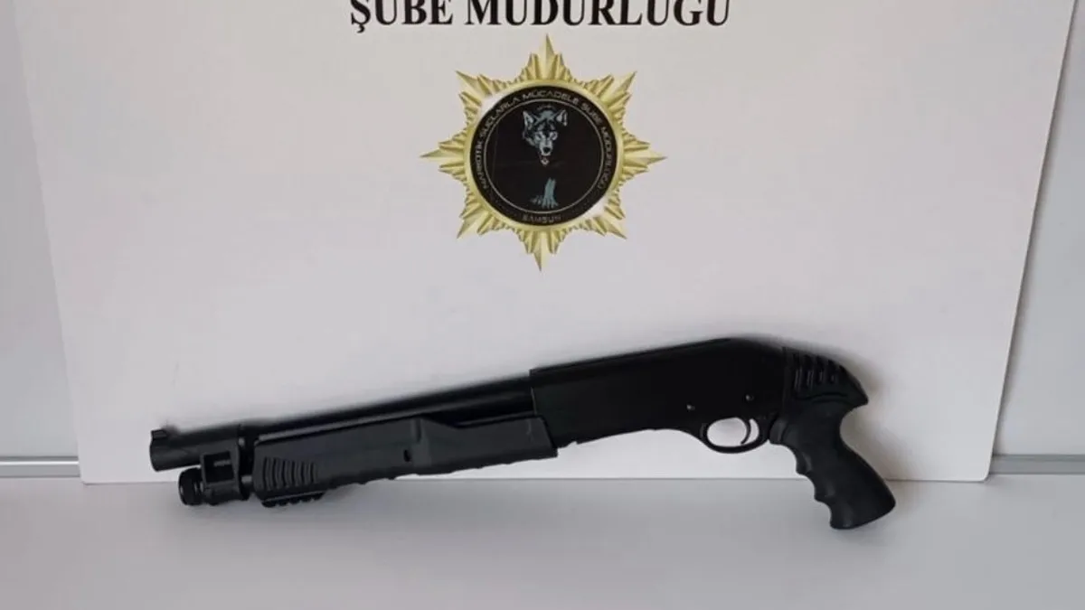 Samsun'da uyuşturucu ve silah operasyonları! 6 zanlı yakalandı